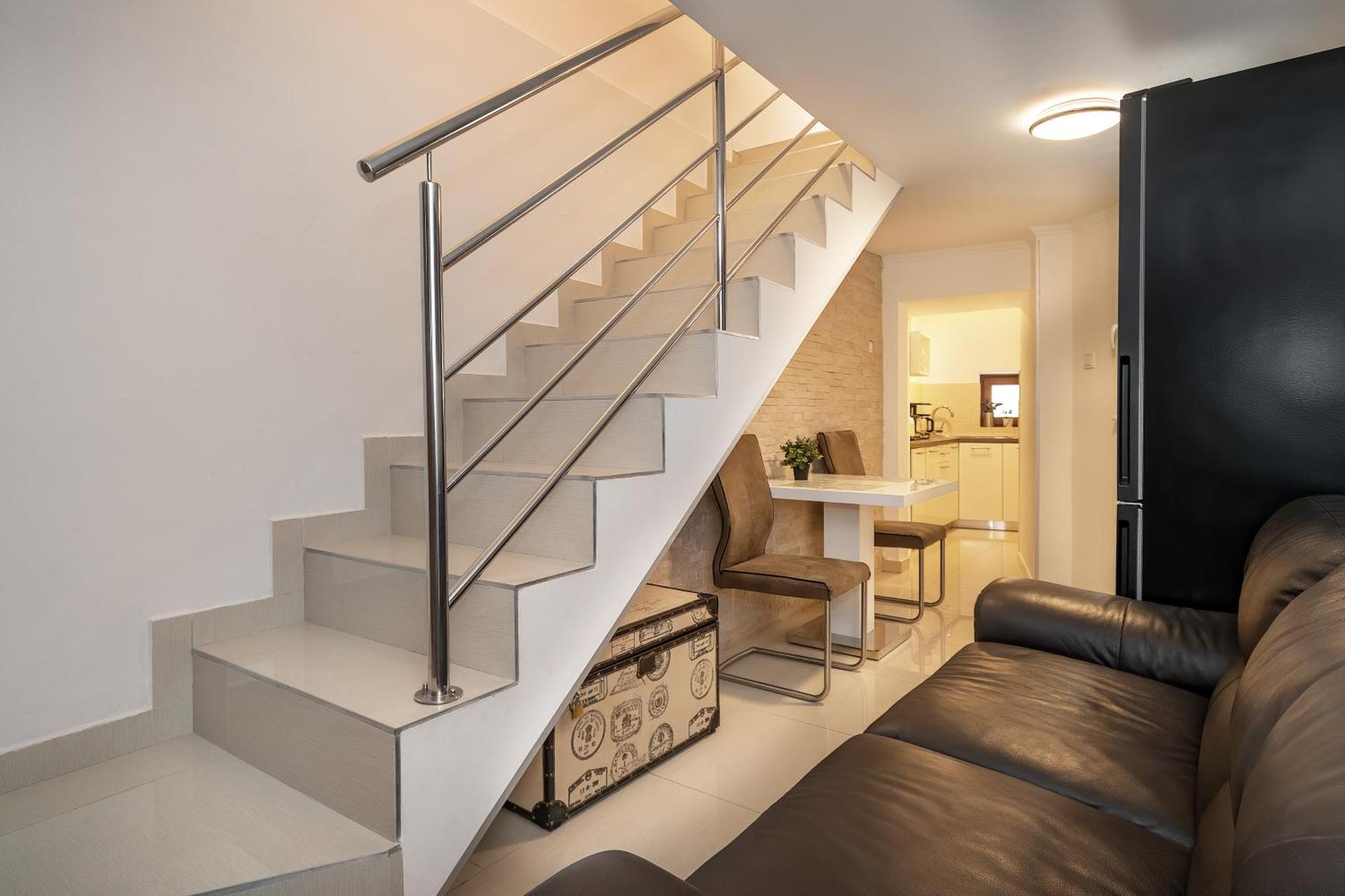 Apartment Porto With Terrace Башка Екстер'єр фото