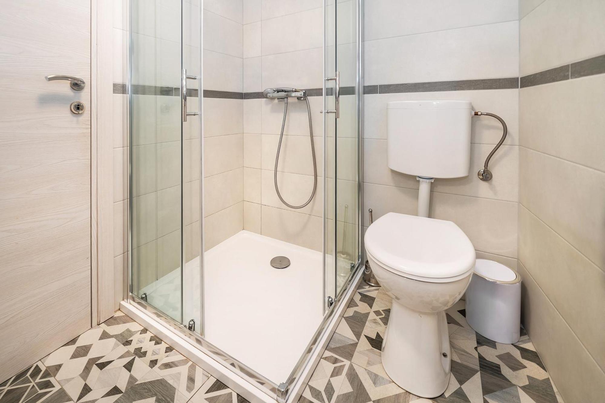 Apartment Porto With Terrace Башка Екстер'єр фото