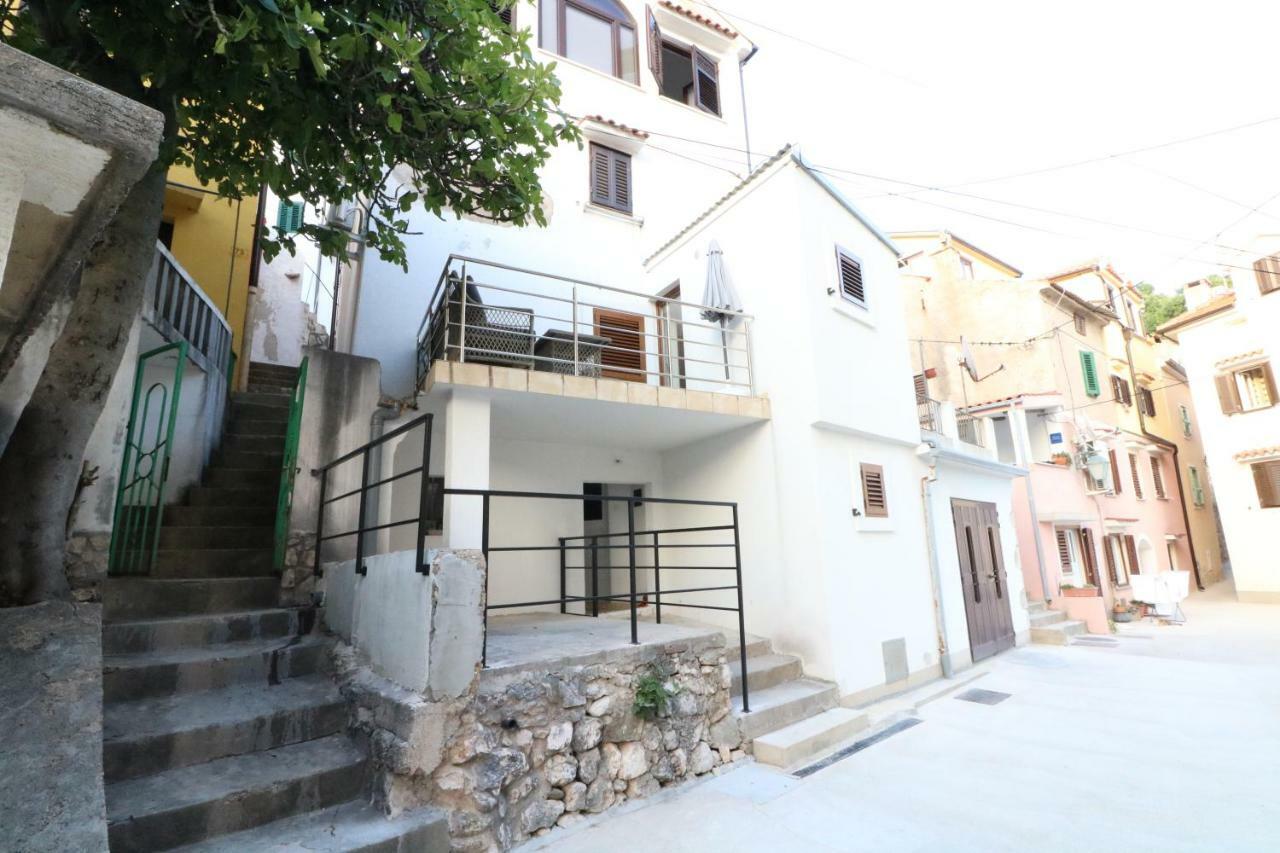 Apartment Porto With Terrace Башка Екстер'єр фото
